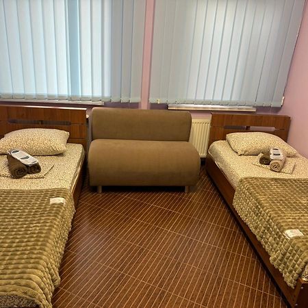 Guest House Na Suvorova อิซมาอิล ภายนอก รูปภาพ